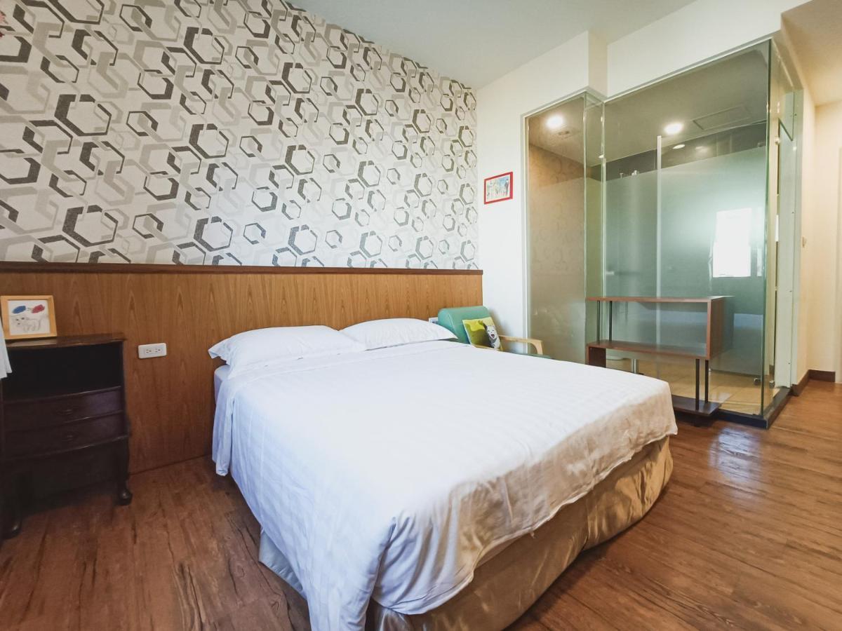 Park 66 Apartment Tainan Exterior photo