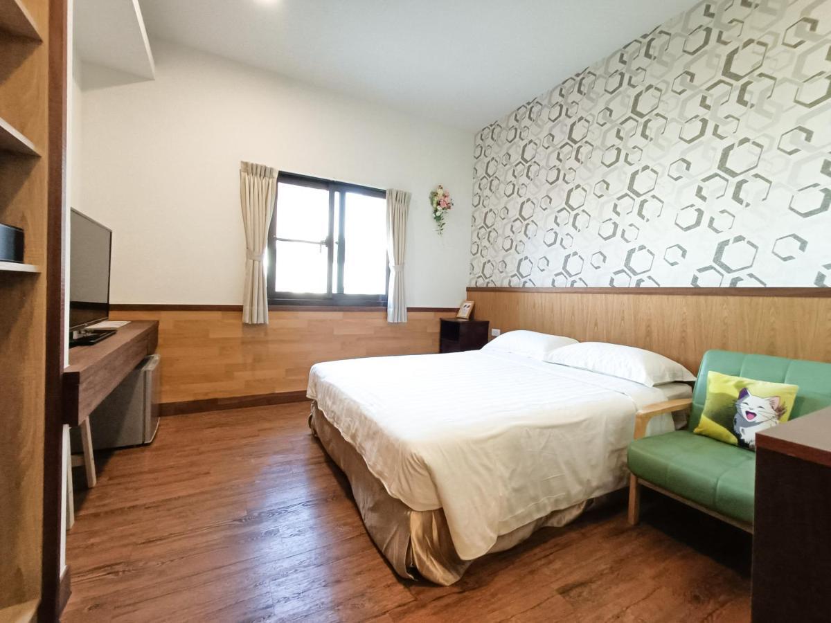 Park 66 Apartment Tainan Exterior photo