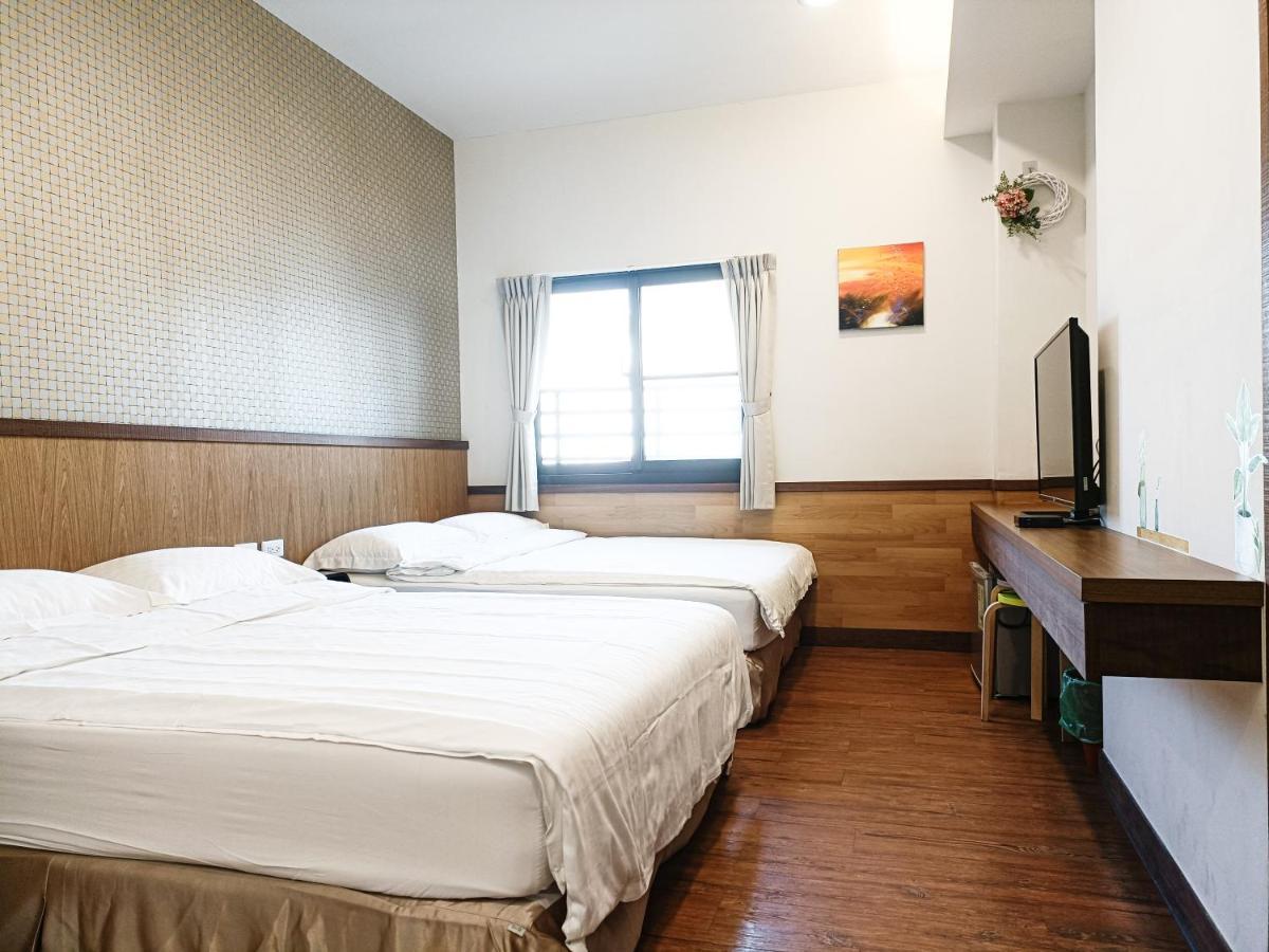Park 66 Apartment Tainan Exterior photo