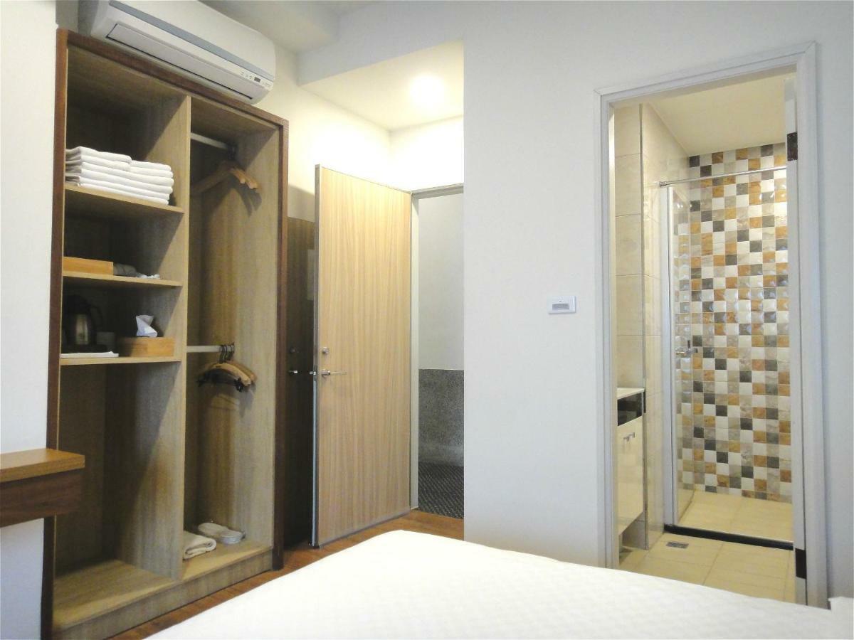 Park 66 Apartment Tainan Exterior photo
