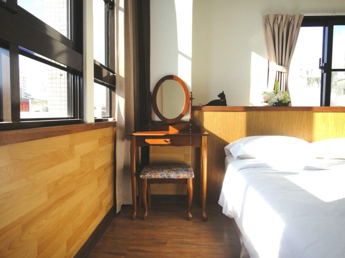 Park 66 Apartment Tainan Exterior photo